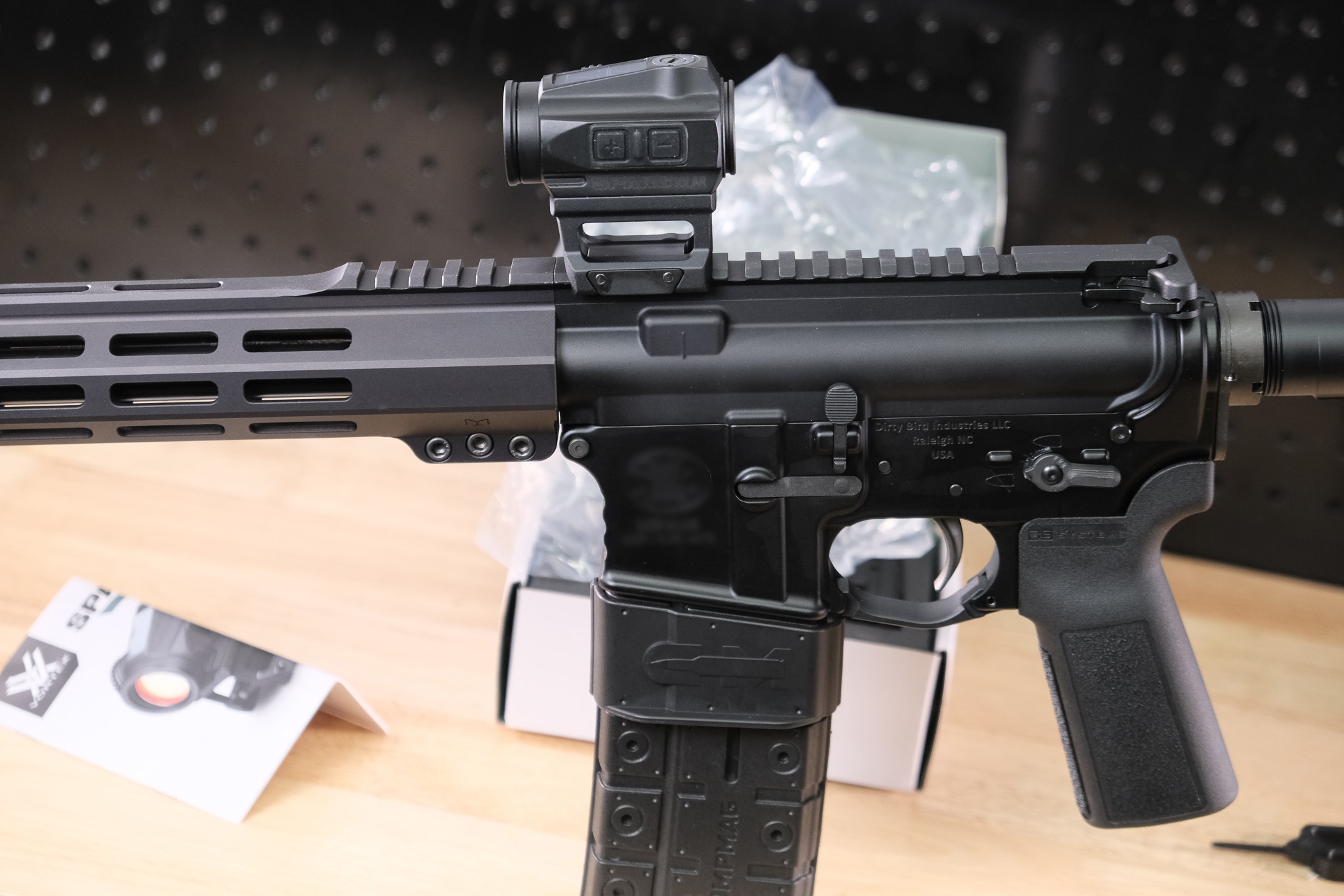 Vortex SPC-404 SPARC AR Solar Red Dot - 2 MOA